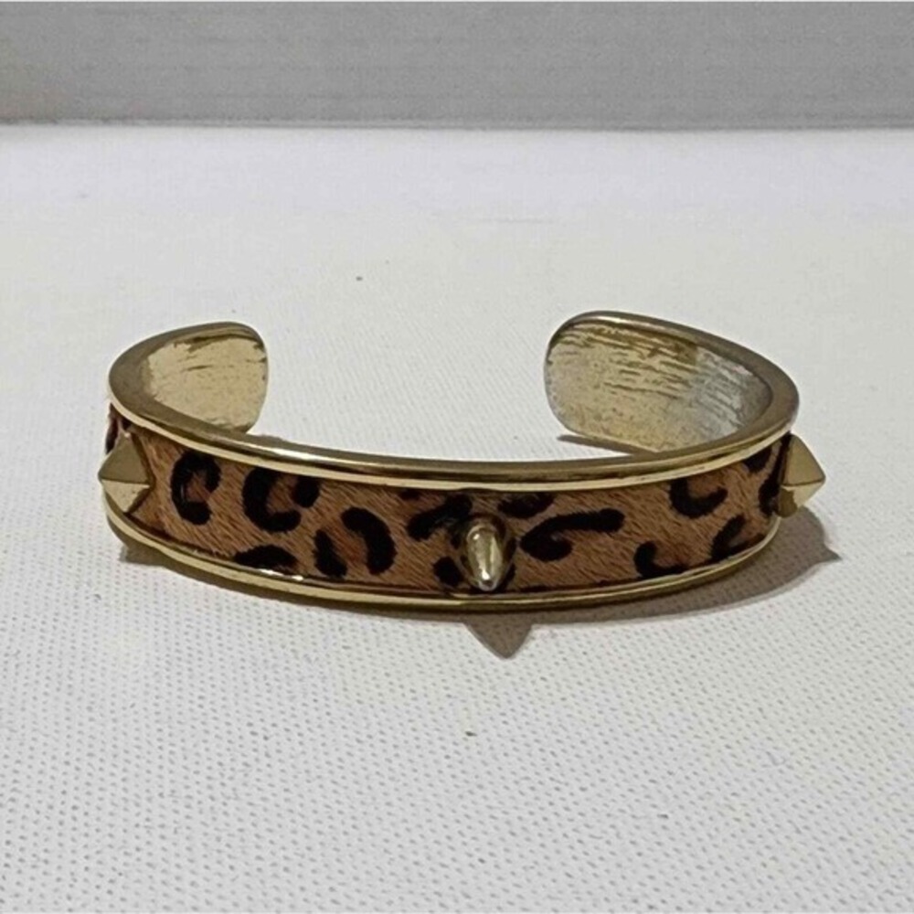 TRreska leopard print studded cuff‎ bracelet new!!!